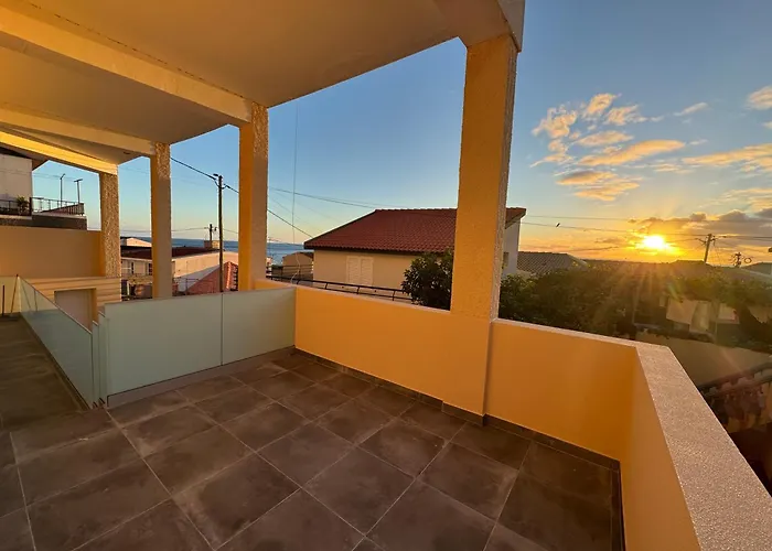 Charming Sunset Flat Apartmán *